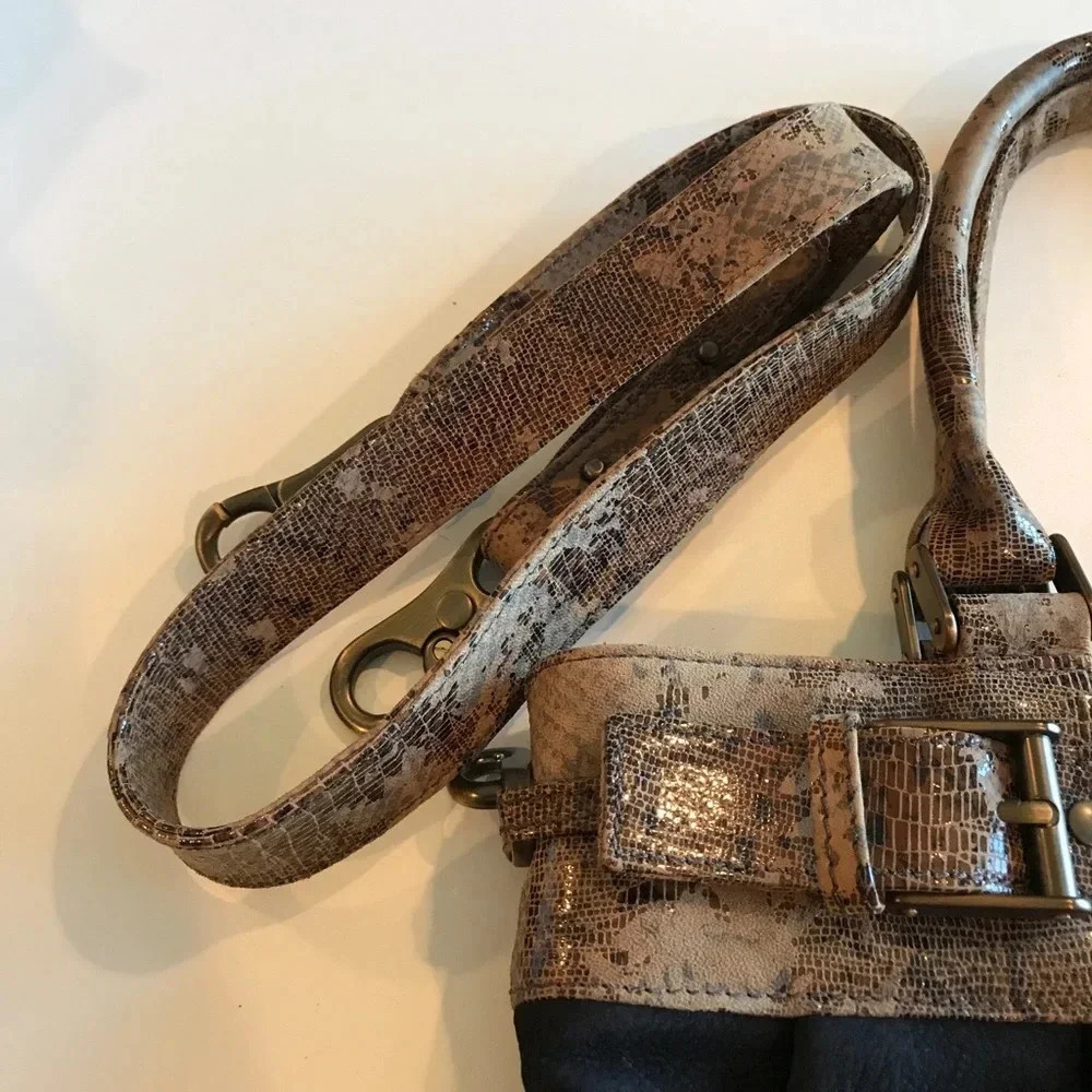 W by worth black purse - Picture 2 of 12